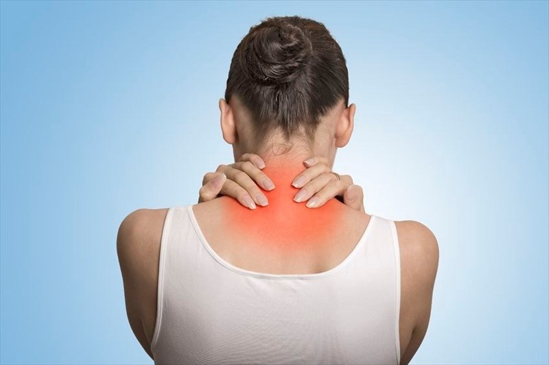 What causes fibromyalgia?
