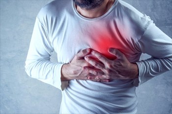What are the symptoms of a heart attack?