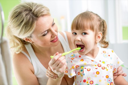 How to care for your child's teeth and gums