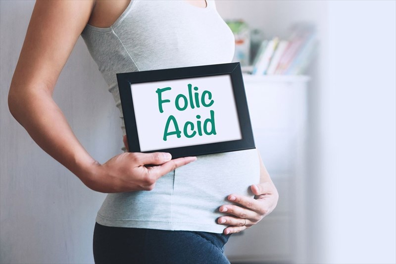 Folic acid consumption during pregnancy helps to improve your child's brain health and lowers their risk of mental illness