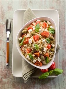Vegetarian rice salad with tofu and brown rice